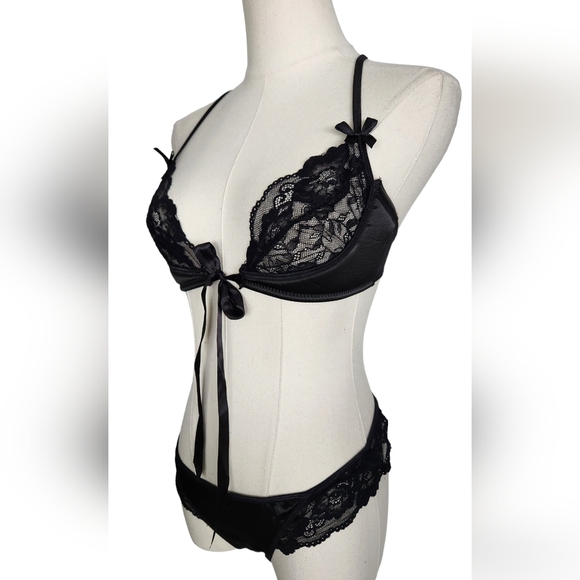 NWOT Oh La La Cheri 3 Peice Bra Panty and Blindfold - Picture 7 of 10